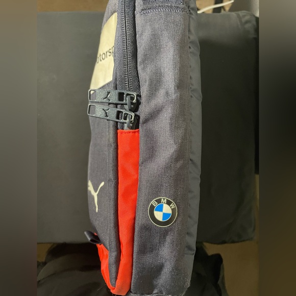 Puma-BMW Motorsport cross body sport bag. - Picture 3 of 6